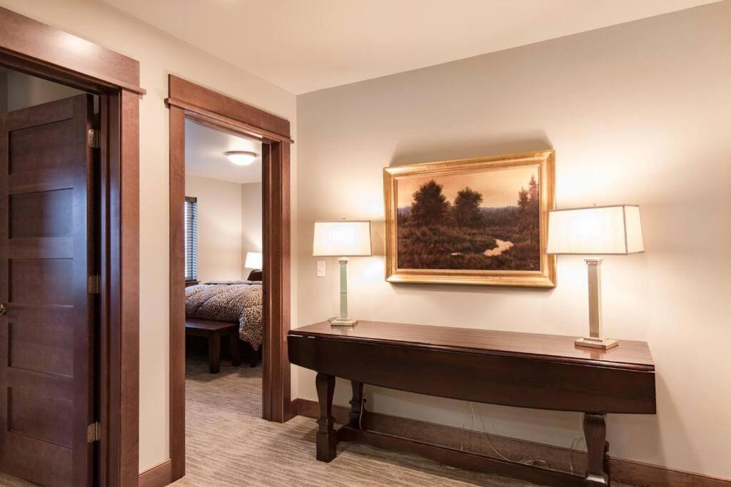 Luxury Townhome On The Park With Bridger Mtn Views Bozeman Extérieur photo